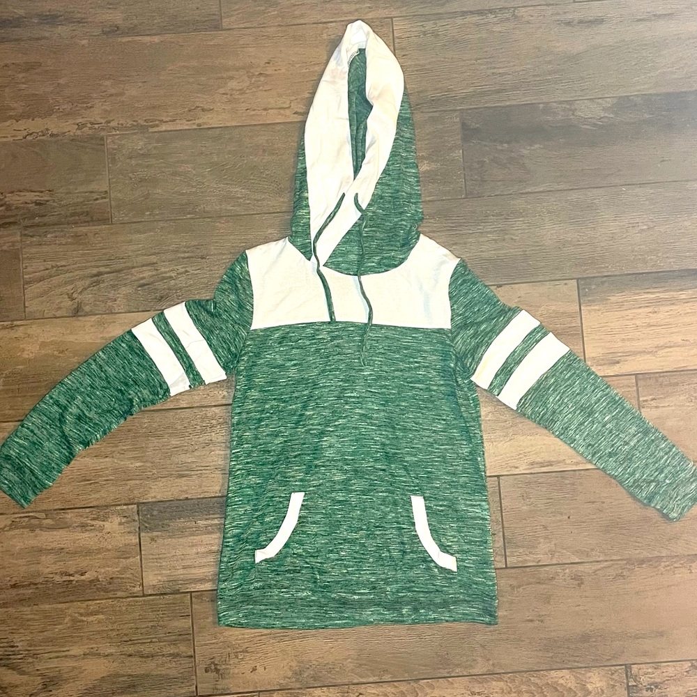 Womens Dressfo lightweight green and white hoodie